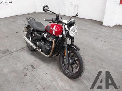 Image of 2017 TRIUMPH BONNEVILLE STREET TWIN 865cc PETROL MOTORCYCLE