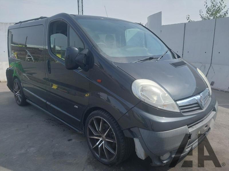 2011 VAUXHALL VIVARO 2700 CDTI SPORTIVE 1995cc TURBO DIESEL MANUAL 6 Speed PANEL VAN
