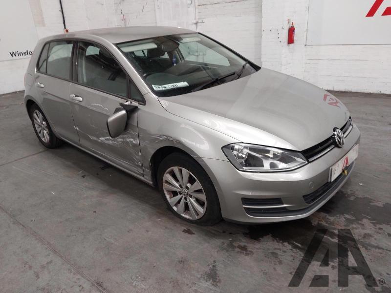 2014 VOLKSWAGEN GOLF SE TSI BLUEMOTION TECHNOLOGY D 1395cc TURBO PETROL SEMI AUTO 7 Speed 5 DOOR HATCHBACK
