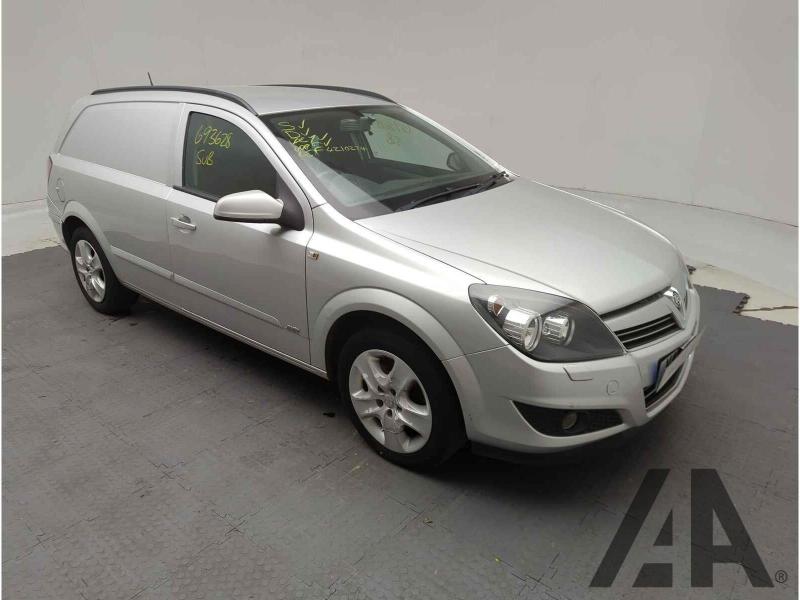 2012 VAUXHALL ASTRA SPORTIVE CDTI 1686cc TURBO DIESEL MANUAL 6 Speed CAR DERIVED VAN