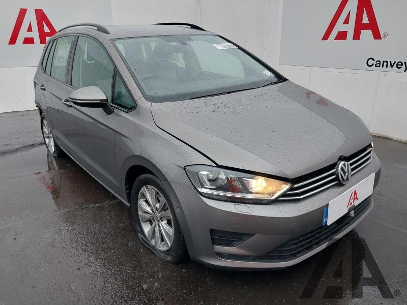 2015 VOLKSWAGEN GOLF SV SE TSI DSG 1395cc TURBO PETROL SEMI AUTO 7 Speed 5 DOOR MPV