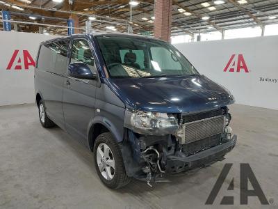 Image of 2014 VOLKSWAGEN TRANSPORTER T30 TDI KOMBI TRENDLINE 1968cc TURBO DIESEL MANUAL 6 Speed WINDOW VAN