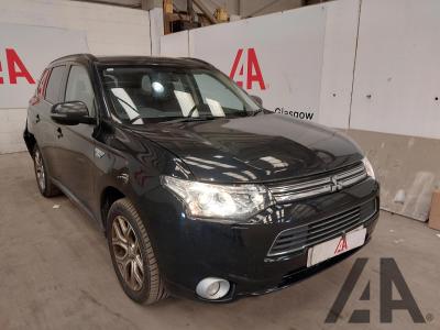 Image of 2014 MITSUBISHI OUTLANDER PHEV GX 4H 1998cc PETROL/ELECTRIC CVT 5 DOOR ESTATE