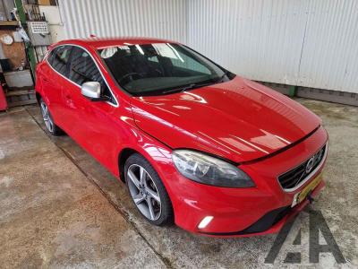 Image of 2013 VOLVO V40 D3 R-DESIGN 1984cc TURBO DIESEL MANUAL 6 Speed 5 DOOR HATCHBACK