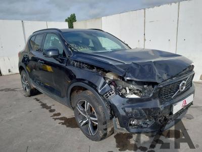 Image of 2020 VOLVO XC40 T3 R-DESIGN 1477cc TURBO PETROL MANUAL 6 Speed 5 DOOR ESTATE