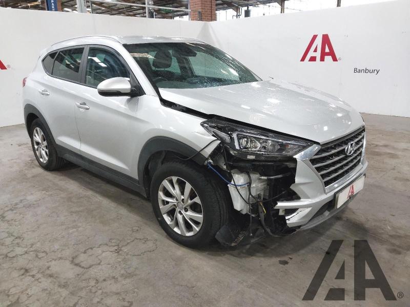 2019 HYUNDAI TUCSON T-GDI SE NAV 1591cc TURBO PETROL SEMI AUTO 5 DOOR ESTATE