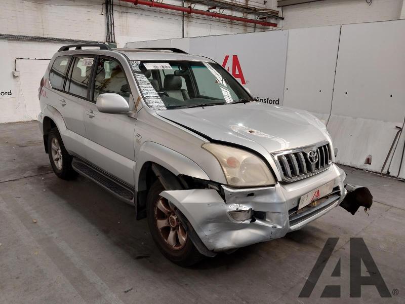 2005 TOYOTA LAND CRUISER LC4 8-SEATS D-4D 2982cc TURBO DIESEL AUTOMATIC 5 Speed 5 DOOR ESTATE