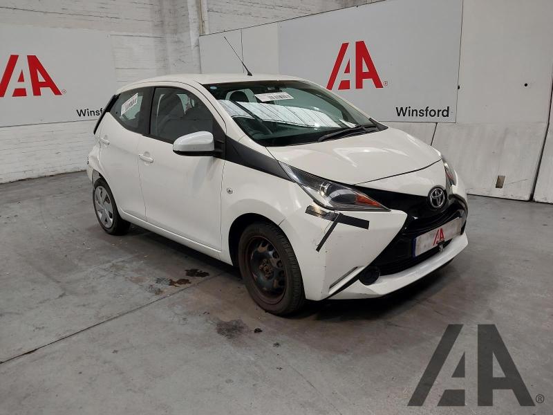 2015 TOYOTA AYGO VVT-I X-PLAY 998cc PETROL MANUAL 5 DOOR HATCHBACK
