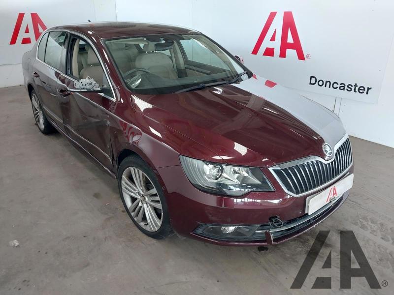 2014 SKODA SUPERB ELEGANCE TDI CR 1968cc TURBO DIESEL MANUAL 5 DOOR HATCHBACK