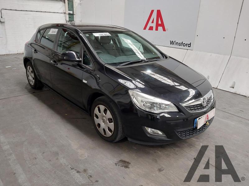 2010 VAUXHALL ASTRA EXCLUSIV 1398cc PETROL MANUAL 5 Speed 5 DOOR HATCHBACK