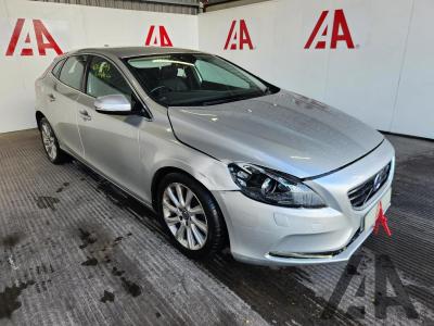 2015 VOLVO V40 D2 SE LUX NAV 1560cc TURBO DIESEL MANUAL 6 Speed 5 DOOR HATCHBACK