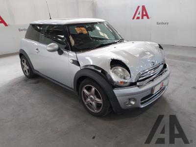 Image of 2008 MINI HATCH COOPER D 1560cc TURBO DIESEL MANUAL 6 Speed 3 DOOR HATCHBACK