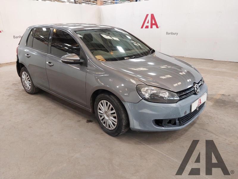 2010 VOLKSWAGEN GOLF S TDI 1598cc TURBO DIESEL MANUAL 5 Speed 5 DOOR HATCHBACK
