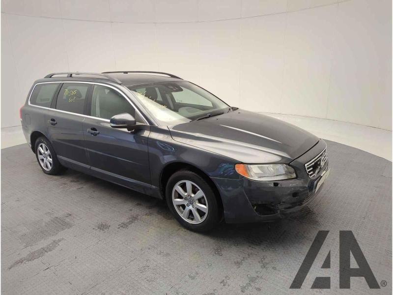 2013 VOLVO V70 D3 BUSINESS EDITION 1984cc TURBO DIESEL MANUAL 6 Speed 5 DOOR ESTATE