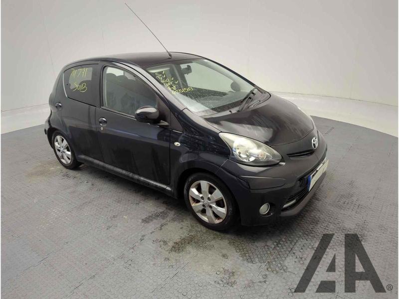 2013 TOYOTA AYGO VVT-I FIRE AC 998cc PETROL MANUAL 5 DOOR HATCHBACK
