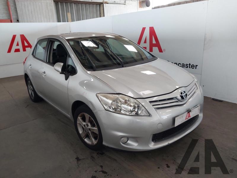 2010 TOYOTA AURIS TR VALVEMATIC MM 1598cc PETROL SEMI AUTO 6 Speed 5 DOOR HATCHBACK