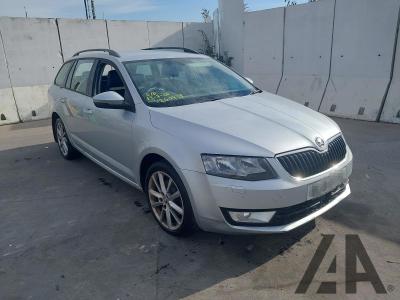 Image of 2015 SKODA OCTAVIA ELEGANCE TDI CR 1968cc TURBO DIESEL MANUAL 6 Speed 5 DOOR ESTATE