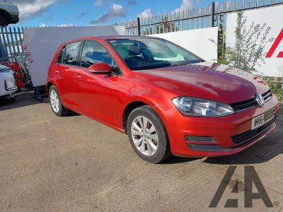 Image of 2014 VOLKSWAGEN GOLF SE TDI BLUEMOTION TECHNOLOGY 1598cc TURBO DIESEL MANUAL 5 Speed 5 DOOR HATCHBACK