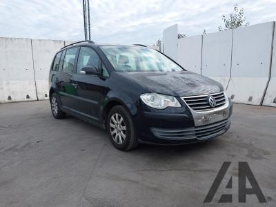 Image of 2009 VOLKSWAGEN TOURAN S 1896cc TURBO DIESEL MANUAL 5 DOOR MPV