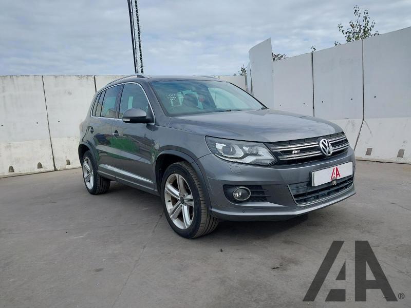 2015 VOLKSWAGEN TIGUAN R LINE TDI BLUEMOTION TECHNOLO 1968cc TURBO DIESEL MANUAL 6 Speed 5 DOOR ESTATE