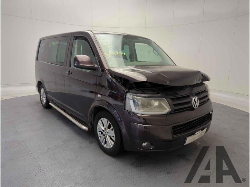2015 VOLKSWAGEN TRANSPORTER T30 TDI KOMBI HIGHLINE 1968cc TURBO DIESEL AUTOMATIC 5 DOOR WINDOW VAN