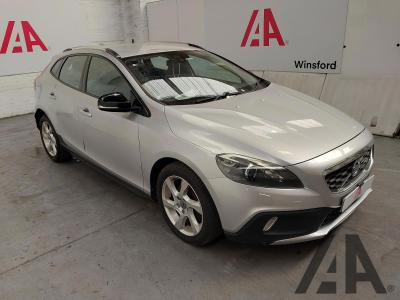 Image of 2015 VOLVO V40 D2 CROSS COUNTRY LUX 1560cc TURBO DIESEL AUTOMATIC 6 Speed 5 DOOR HATCHBACK