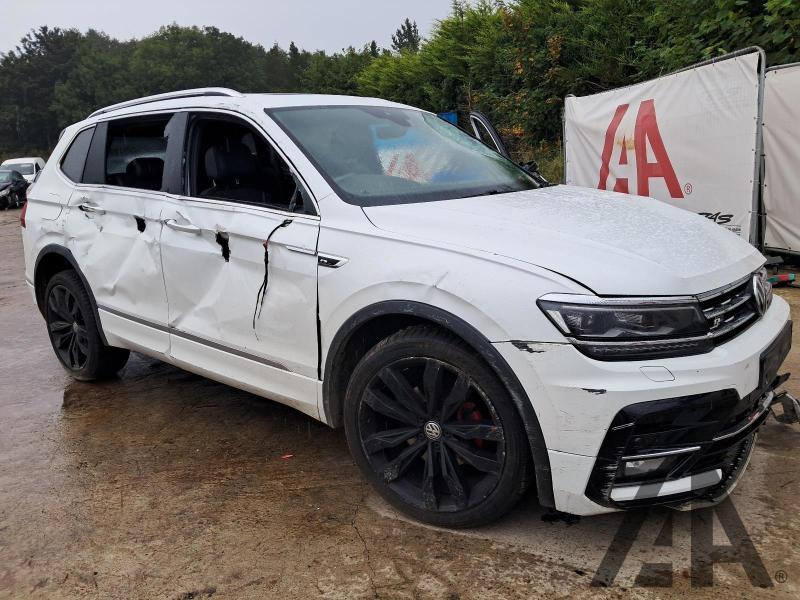 2019 VOLKSWAGEN TIGUANSPACE R-LINE TDI DSG 1968cc TURBO DIESEL SEMI AUTO 7 Speed 5 DOOR ESTATE