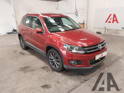Image of 2013 VOLKSWAGEN TIGUAN SE TDI BLUEMOTION TECHNOLOGY 4 1968cc TURBO DIESEL MANUAL 6 Speed 5 DOOR ESTATE