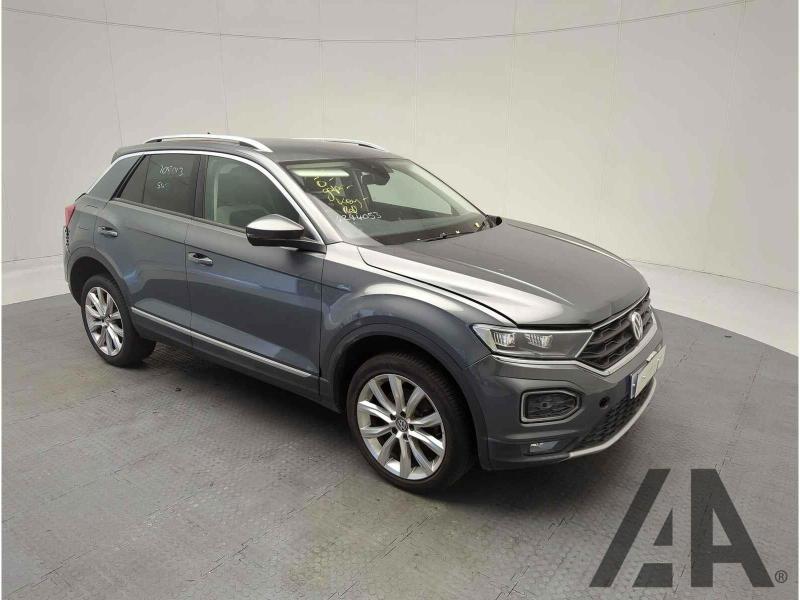 2018 VOLKSWAGEN T-ROC SEL TSI 4MOTION DSG 1984cc TURBO PETROL SEMI AUTO 5 DOOR HATCHBACK