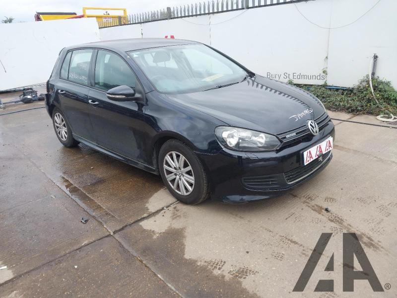 2011 VOLKSWAGEN GOLF S TDI BLUEMOTION 1598cc TURBO DIESEL MANUAL 5 Speed 5 DOOR HATCHBACK