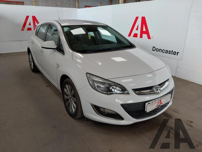 2013 VAUXHALL ASTRA SE 1598cc PETROL MANUAL 5 Speed 5 DOOR HATCHBACK