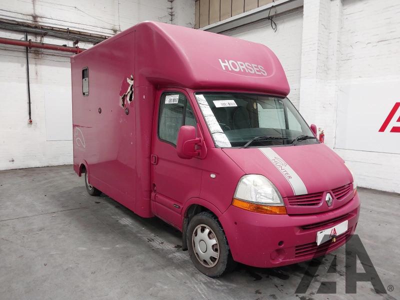 2009 RENAULT MASTER LM35 LWB L/C 2464cc TURBO DIESEL MANUAL 6 Speed PANEL VAN