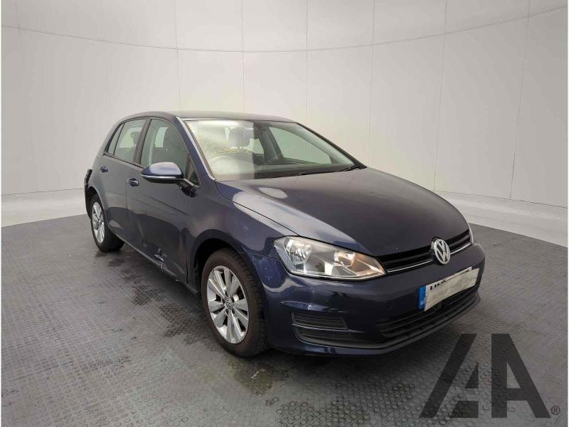 2013 VOLKSWAGEN GOLF SE TDI BLUEMOTION TECHNOLOGY D 1598cc TURBO DIESEL SEMI AUTO 7 Speed 5 DOOR HATCHBACK