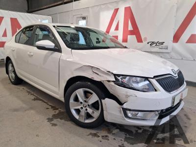 Image of 2014 SKODA OCTAVIA SE TDI CR DSG 1968cc TURBO DIESEL SEMI AUTO 6 Speed 5 DOOR HATCHBACK