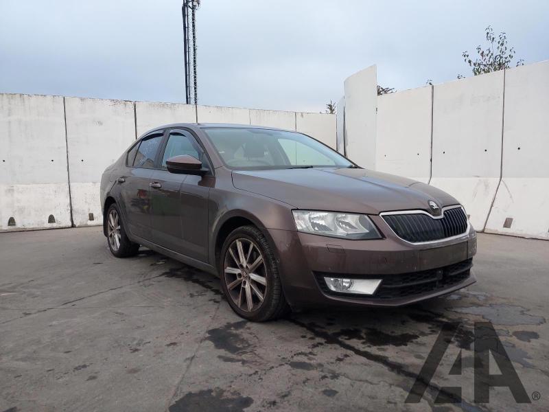 2015 SKODA OCTAVIA ELEGANCE TDI CR DSG 1968cc TURBO DIESEL SEMI AUTO 6 Speed 5 DOOR HATCHBACK