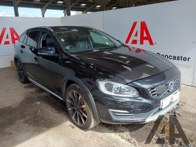 Image of 2016 VOLVO V60 D4 CROSS COUNTRY LUX NAV AWD 2400cc TURBO DIESEL AUTOMATIC 5 DOOR ESTATE