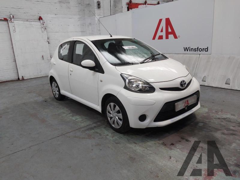 2013 TOYOTA AYGO VVT-I MOVE 998cc PETROL MANUAL 5 DOOR HATCHBACK