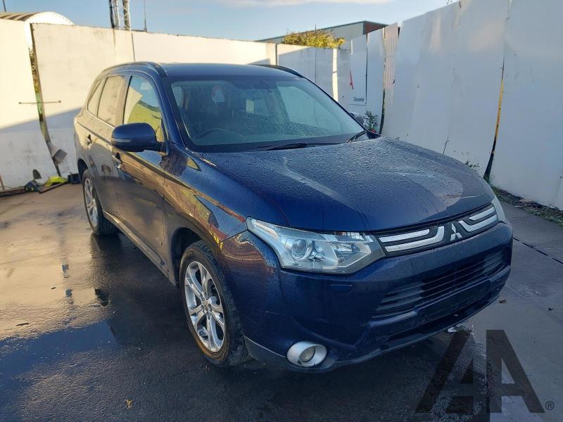 2013 MITSUBISHI OUTLANDER DI-D GX 4 2268cc TURBO DIESEL AUTOMATIC 6 Speed 5 DOOR ESTATE