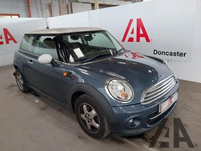 Image of 2011 MINI HATCH COOPER D 1598cc TURBO DIESEL MANUAL 6 Speed 3 DOOR HATCHBACK
