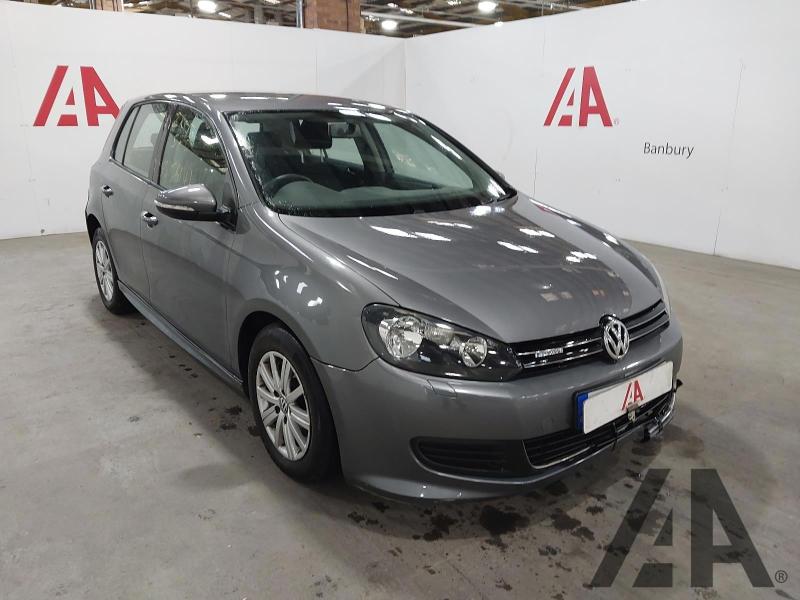 2012 VOLKSWAGEN GOLF S TDI BLUEMOTION 1598cc TURBO DIESEL MANUAL 5 Speed 5 DOOR HATCHBACK