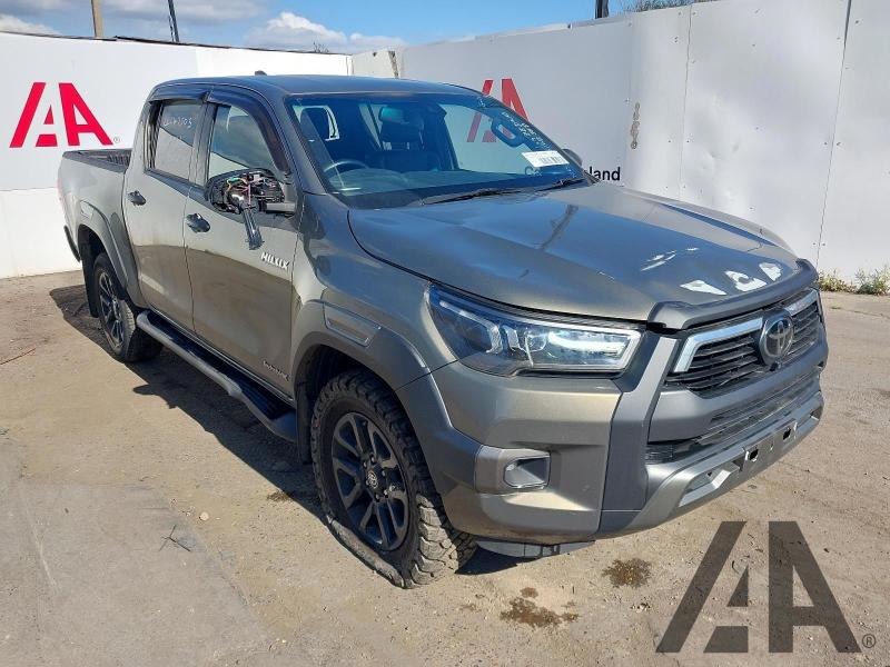 2022 TOYOTA HI-LUX INVINCIBLE X 4WD D-4D DCB 2755cc TURBO DIESEL MANUAL 4 DOOR PICK UP