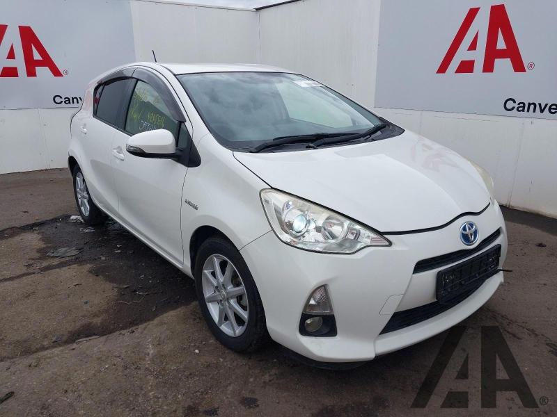 2014 TOYOTA YARIS 1490cc PETROL/ELECTRIC CVT HATCHBACK