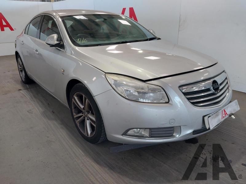 2011 VAUXHALL INSIGNIA SRI NAV CDTI 1956cc TURBO DIESEL MANUAL 6 Speed 5 DOOR HATCHBACK