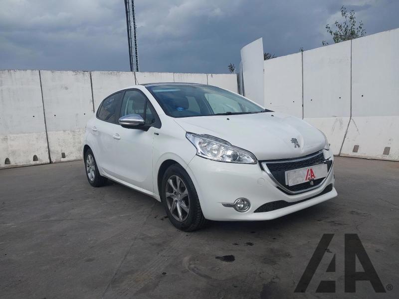 2015 PEUGEOT 208 HDI STYLE 1398cc TURBO DIESEL MANUAL 5 DOOR HATCHBACK