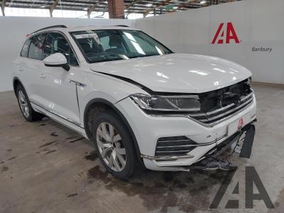 Image of 2023 VOLKSWAGEN TOUAREG V6 SEL TDI 2967cc TURBO DIESEL AUTOMATIC 5 DOOR ESTATE
