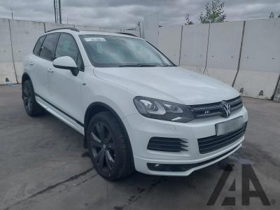 Image of 2013 VOLKSWAGEN TOUAREG V6 R-LINE TDI BLUEMOTION TECHN 2967cc TURBO DIESEL AUTOMATIC 8 Speed 5 DOOR ESTATE