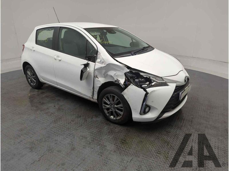2017 TOYOTA YARIS VVT-I ICON TECH 1496cc PETROL MANUAL 5 DOOR HATCHBACK