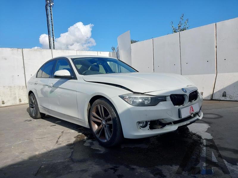 2015 BMW 3 SERIES 318D SPORT 1995cc TURBO DIESEL MANUAL 4 DOOR SALOON