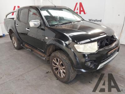 Image of 2015 MITSUBISHI L200 DI-D 4X4 CHALLENGER LB DCB 2477cc TURBO DIESEL MANUAL 5 Speed PICK UP