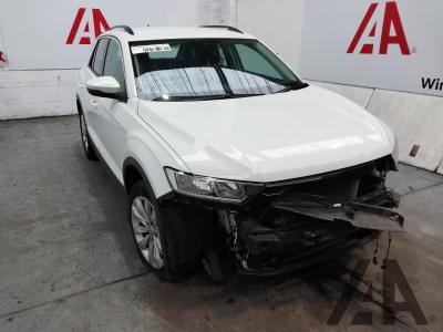 Image of 2020 VOLKSWAGEN T-ROC SE TSI 999cc TURBO PETROL MANUAL 5 DOOR HATCHBACK